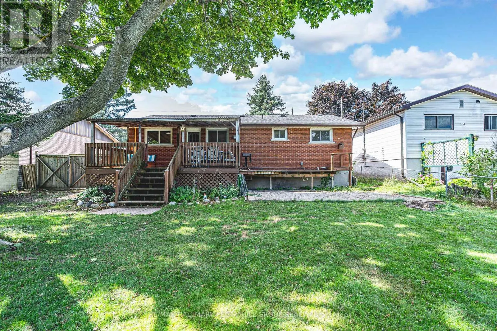 6 WALKER AVENUE