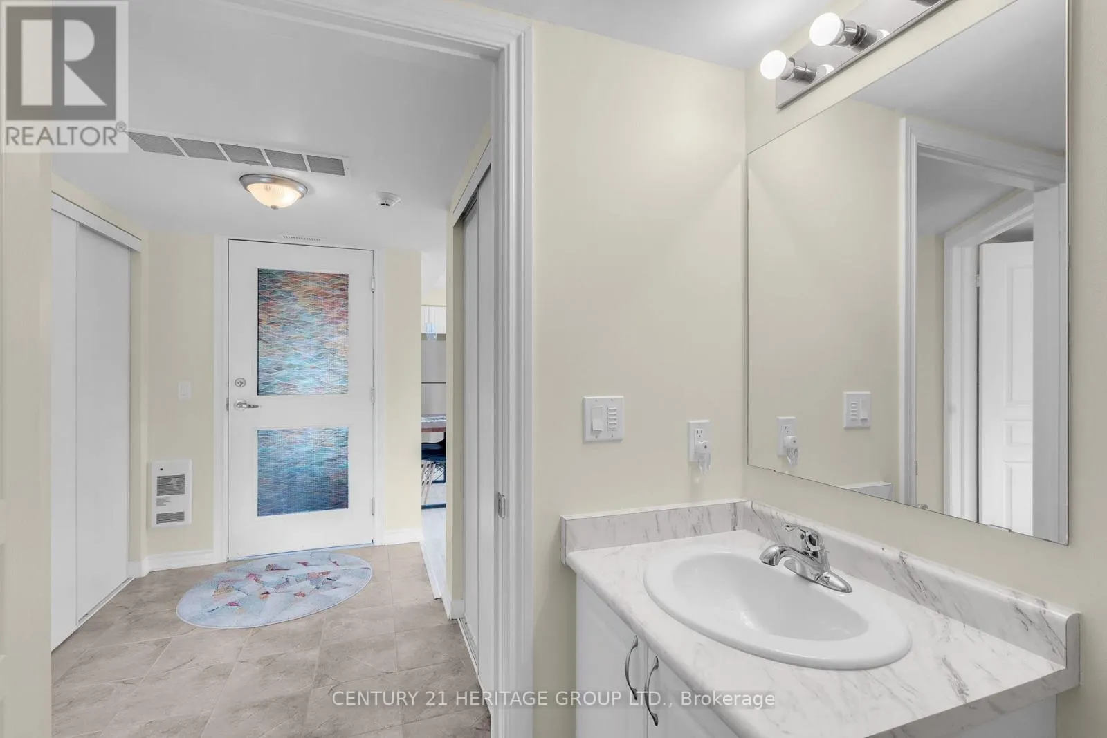 200 - 2 ANCHORAGE CRESCENT