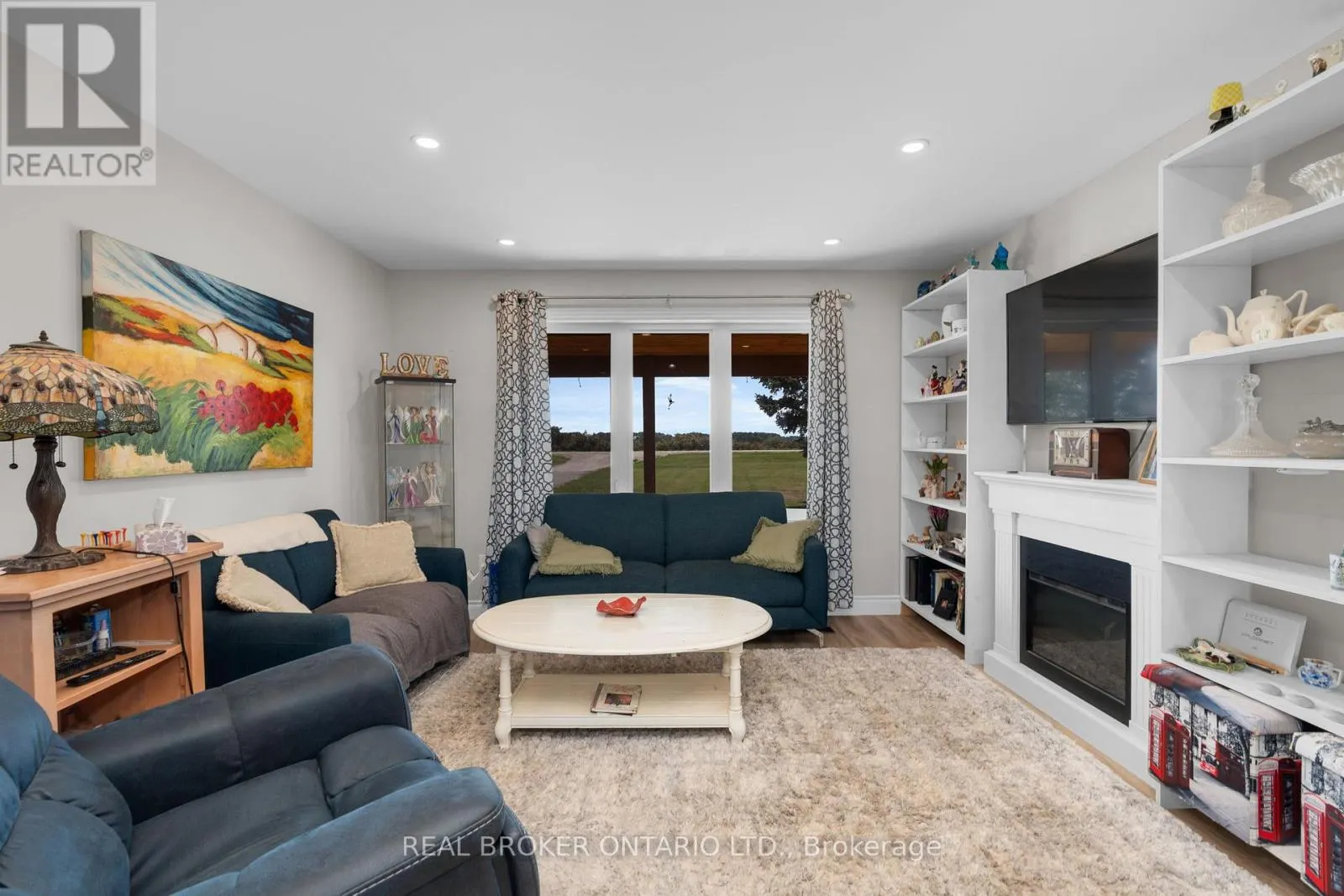 4542 6 SUNNIDALE CONCESSION