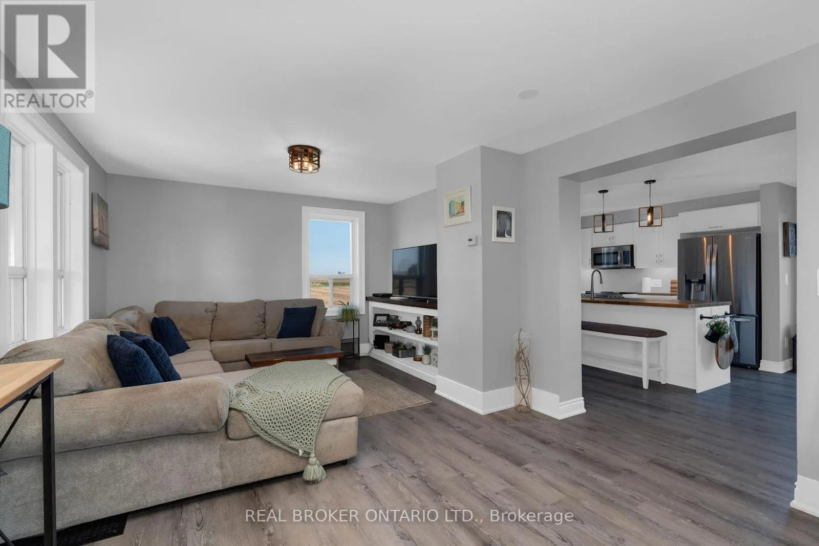 4542 6 SUNNIDALE CONCESSION