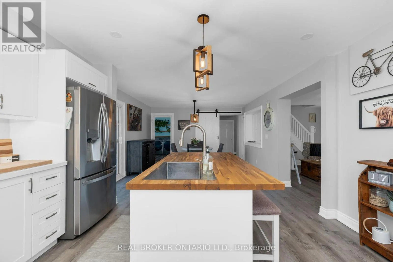 4542 6 SUNNIDALE CONCESSION