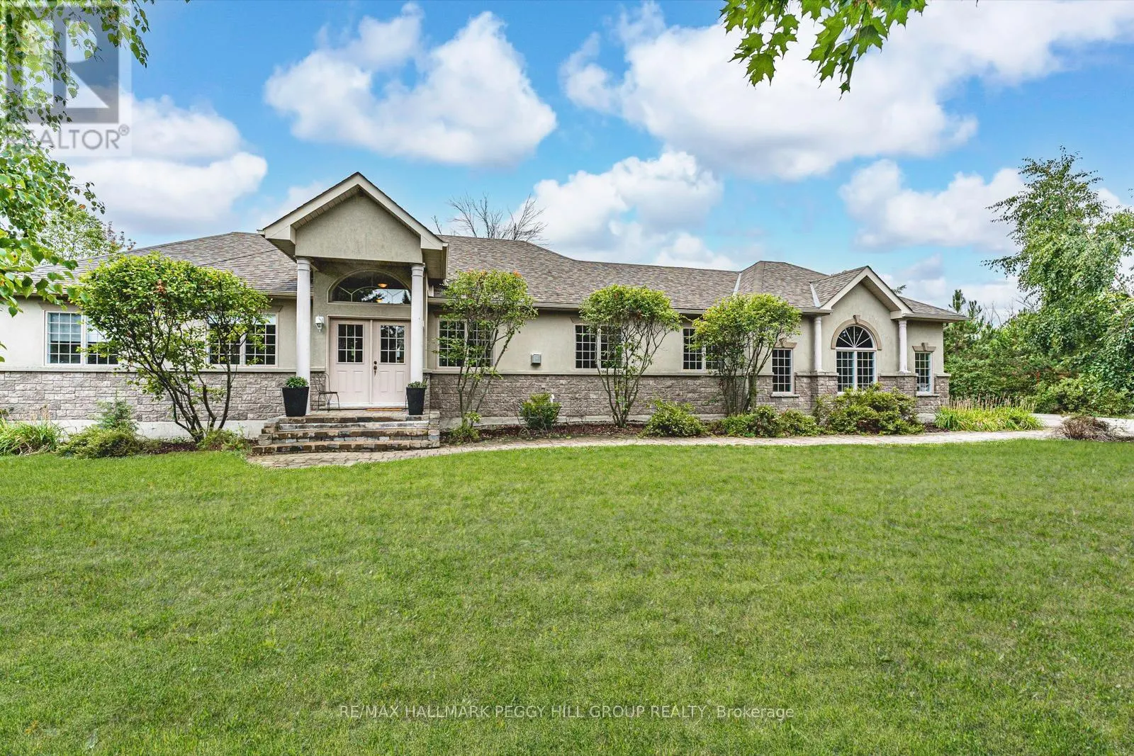 32 BASSWOOD CIRCLE
