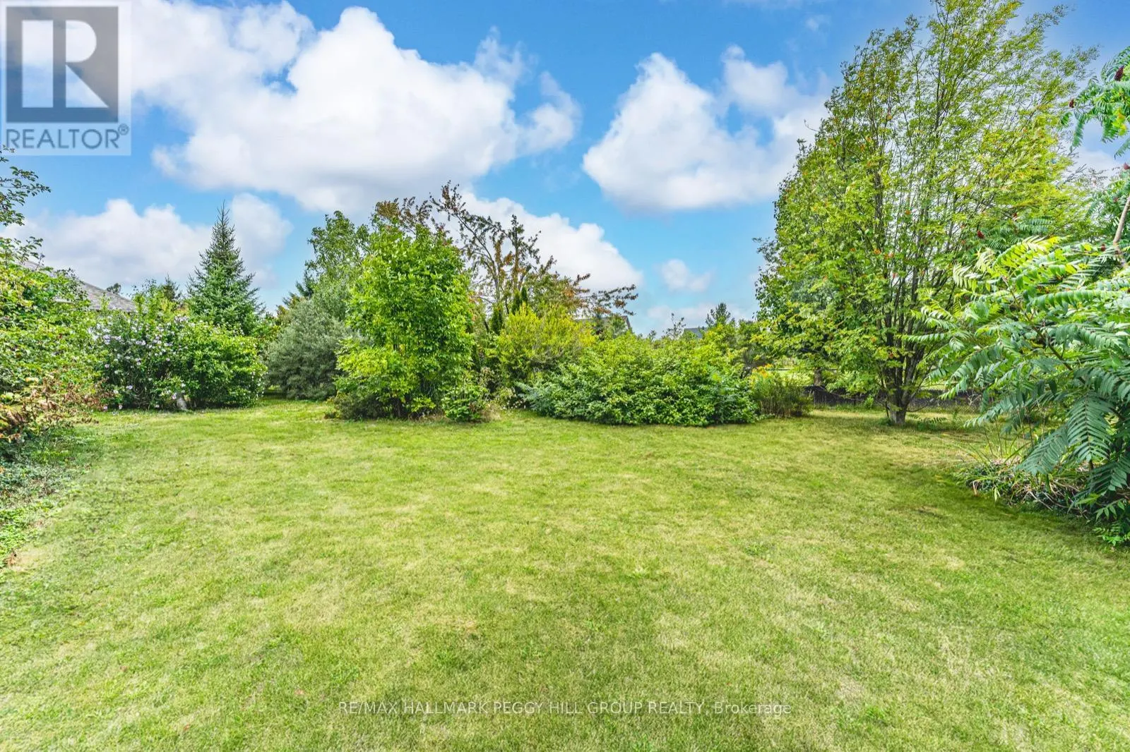 32 BASSWOOD CIRCLE