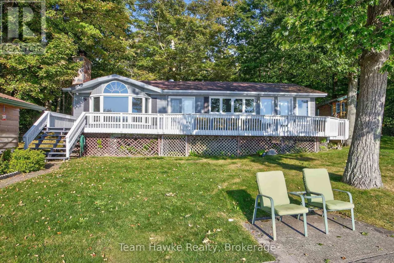 2082 TINY BEACHES ROAD N