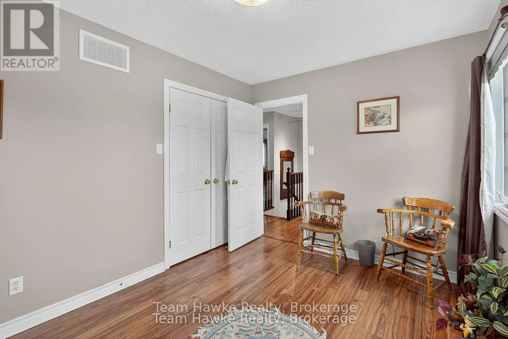 29 BOYD CRESCENT