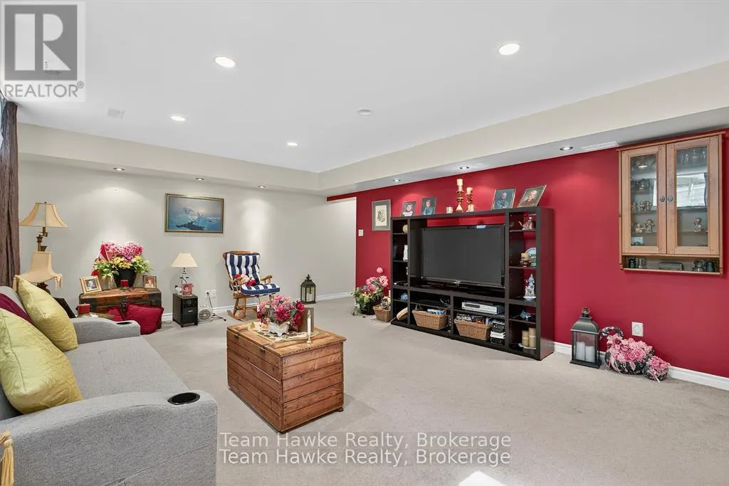 29 BOYD CRESCENT