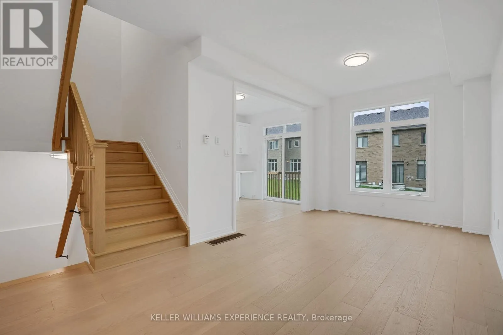 86 SAGEWOOD AVENUE