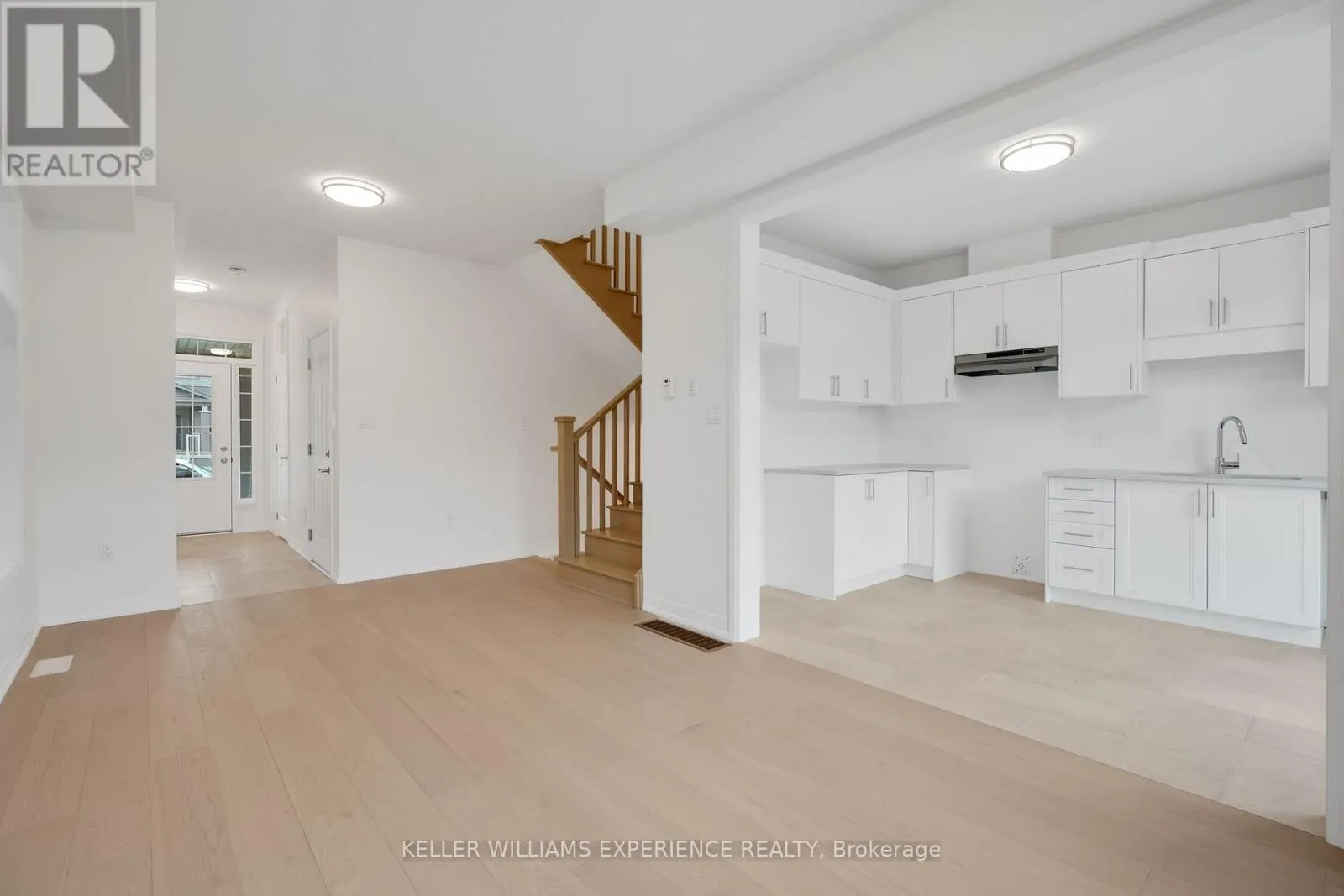86 SAGEWOOD AVENUE