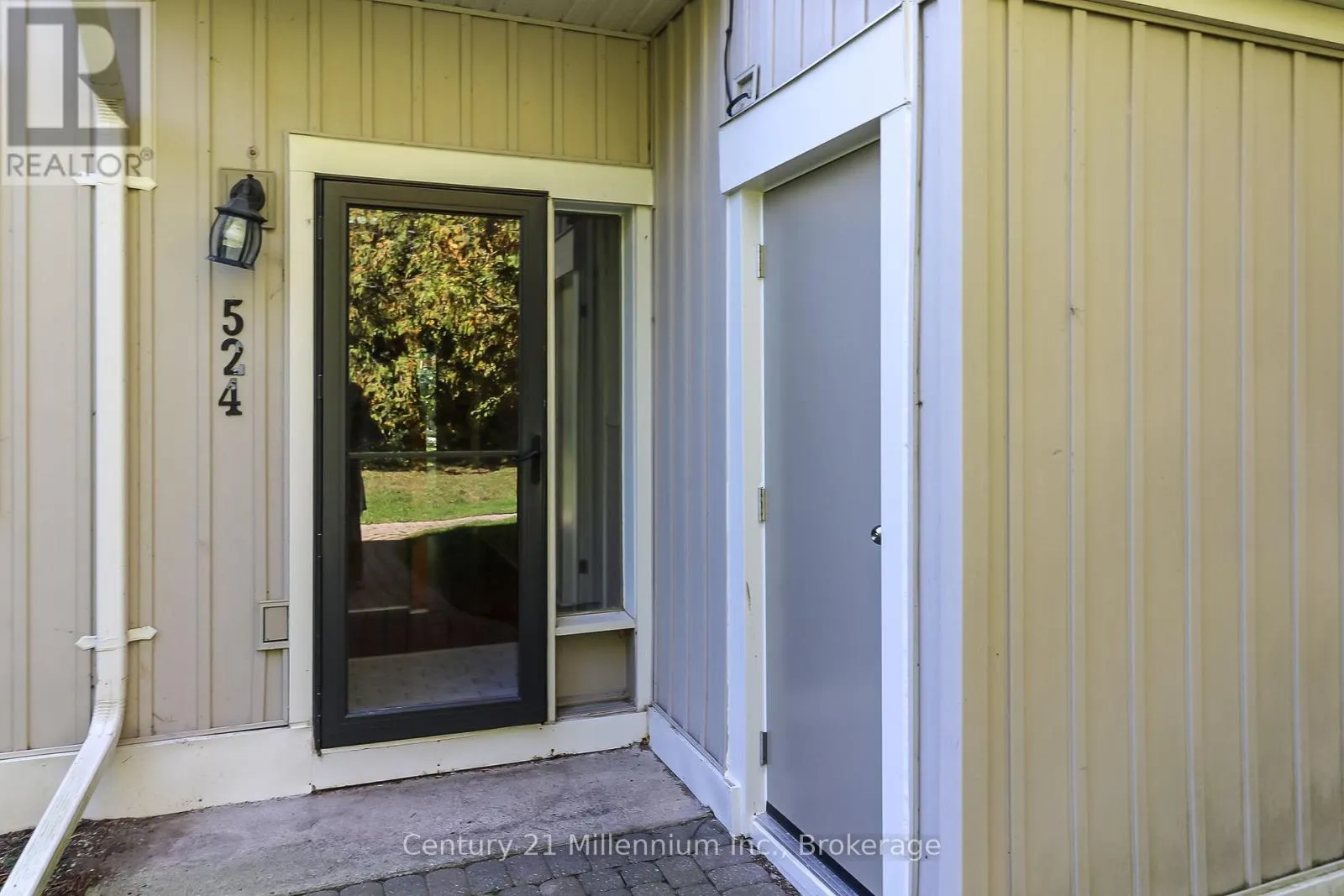 524 OXBOW CRESCENT