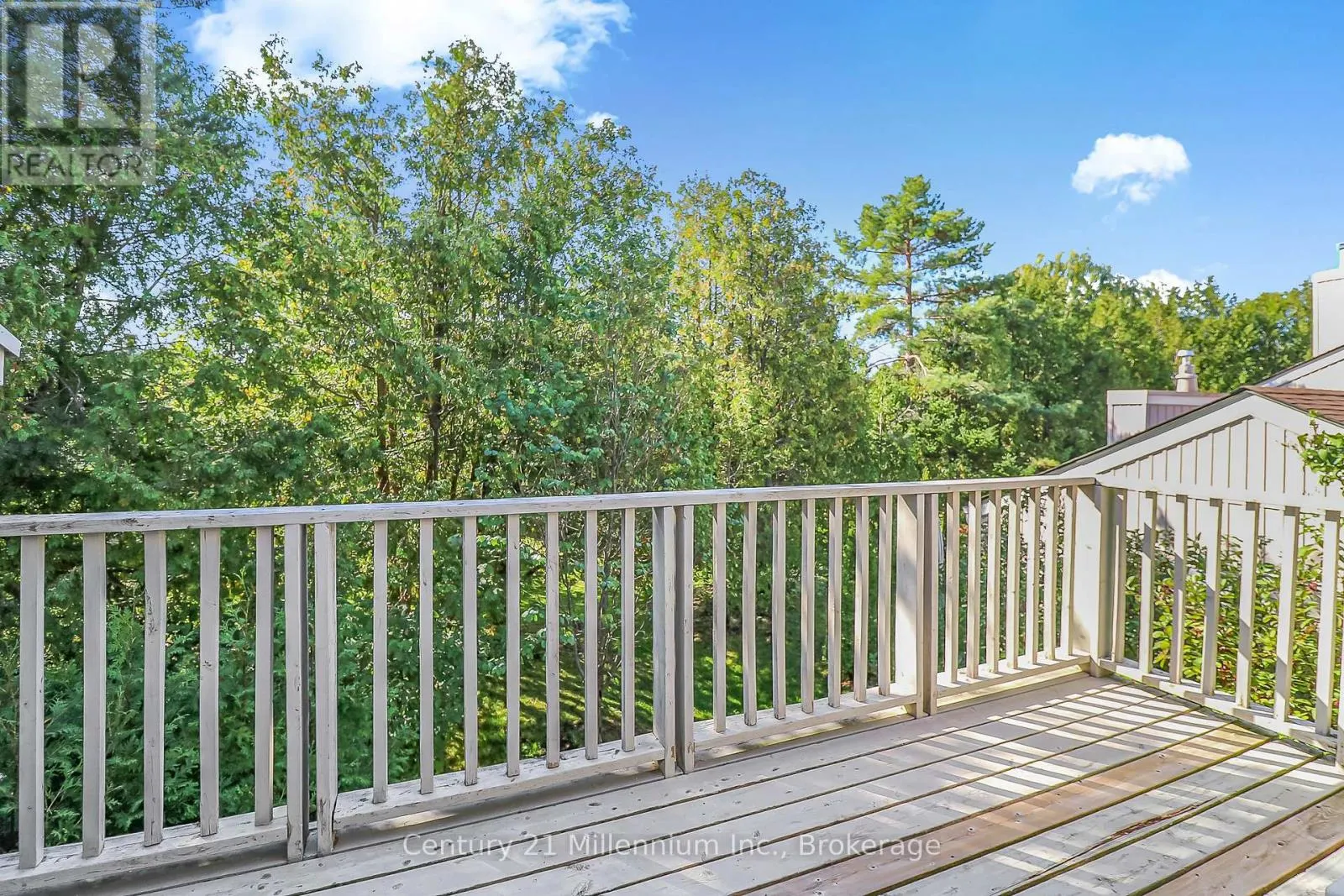 524 OXBOW CRESCENT