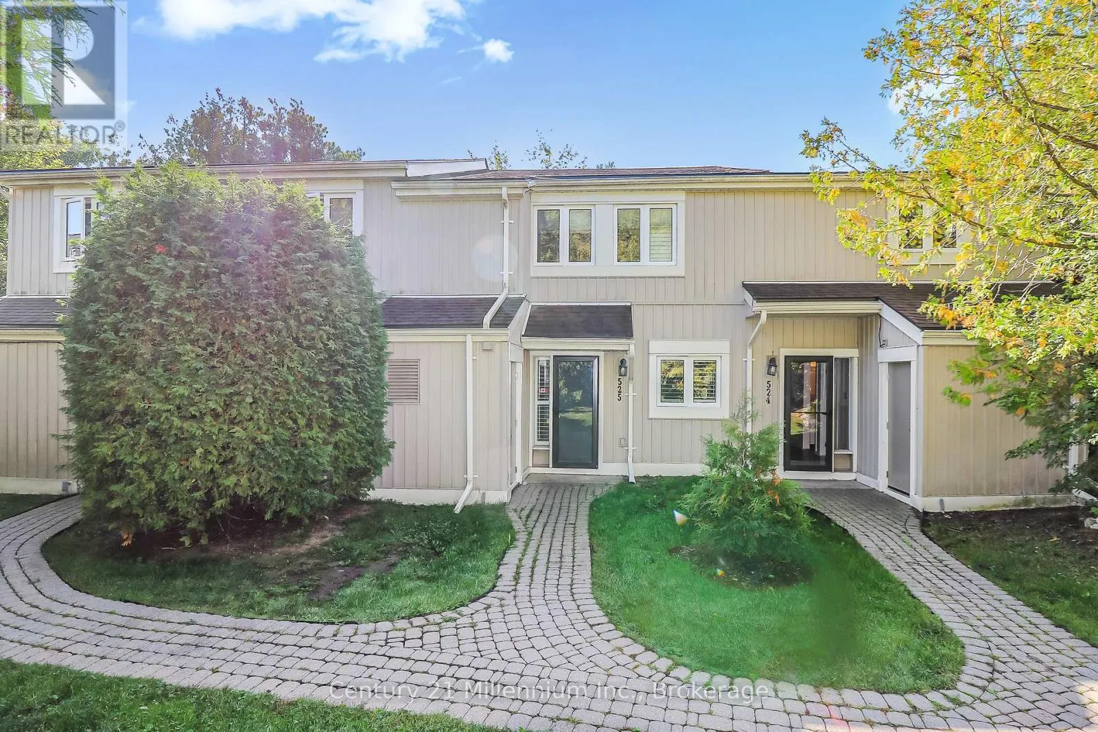 524 OXBOW CRESCENT
