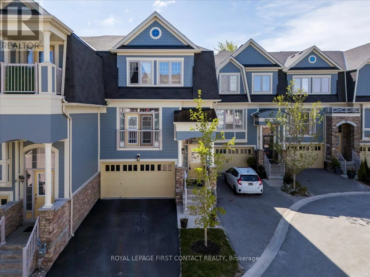 8 NAUTICAL LANE