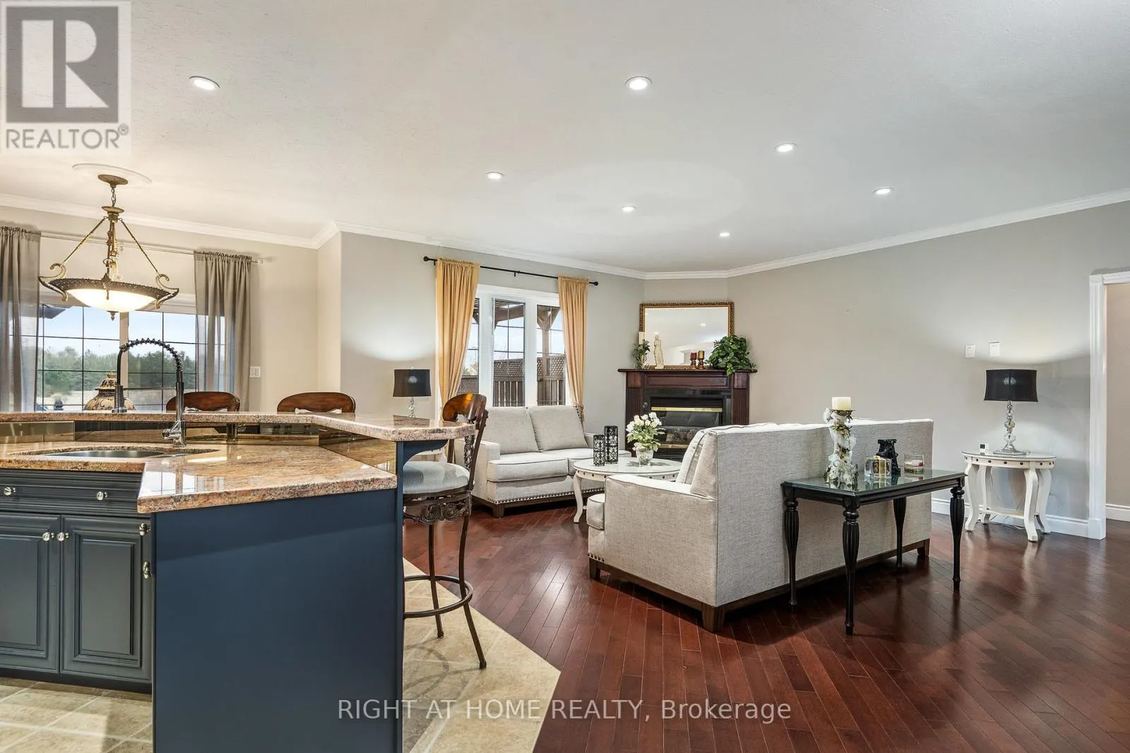 16 DEANNA DRIVE