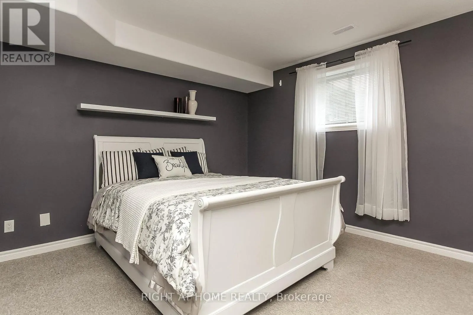 16 DEANNA DRIVE