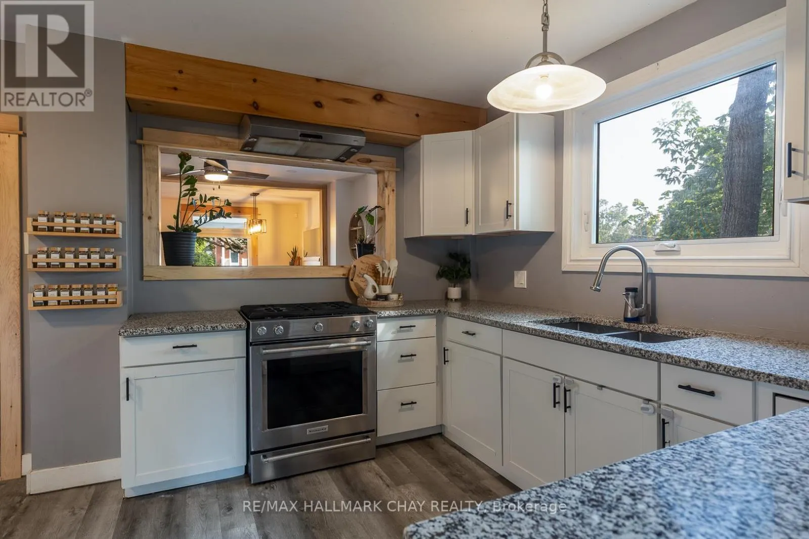 109 BORLAND STREET E