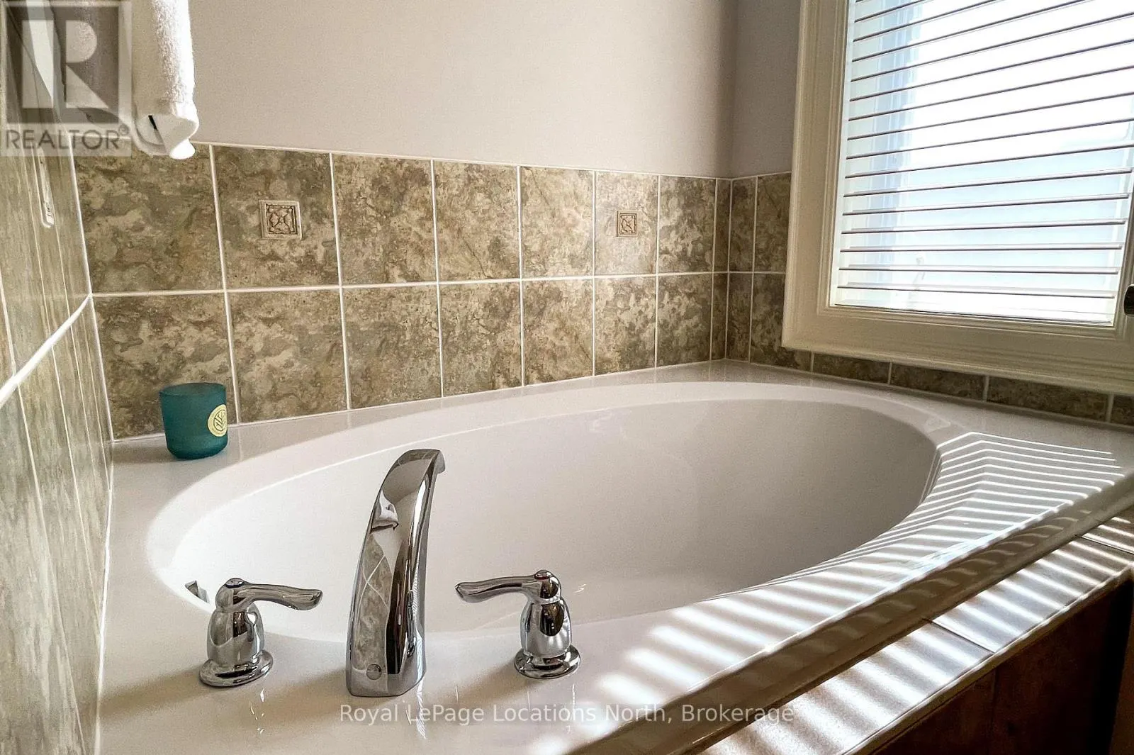 42 - 20 WILDROSE TRAIL, #42