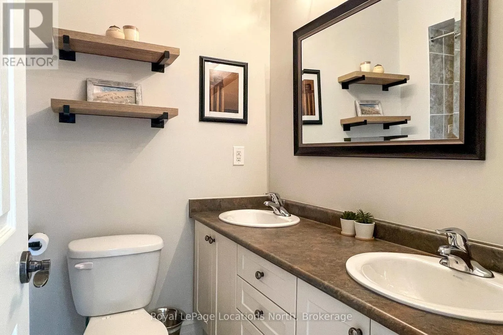 42 - 20 WILDROSE TRAIL, #42