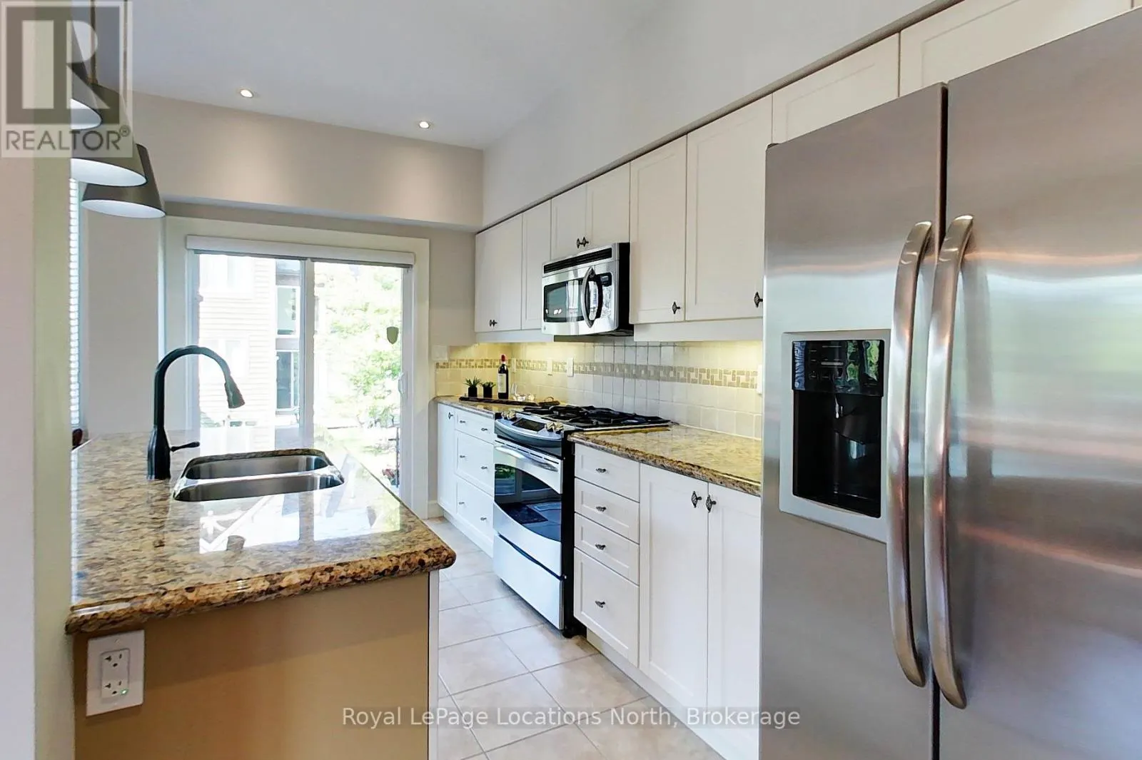 42 - 20 WILDROSE TRAIL, #42