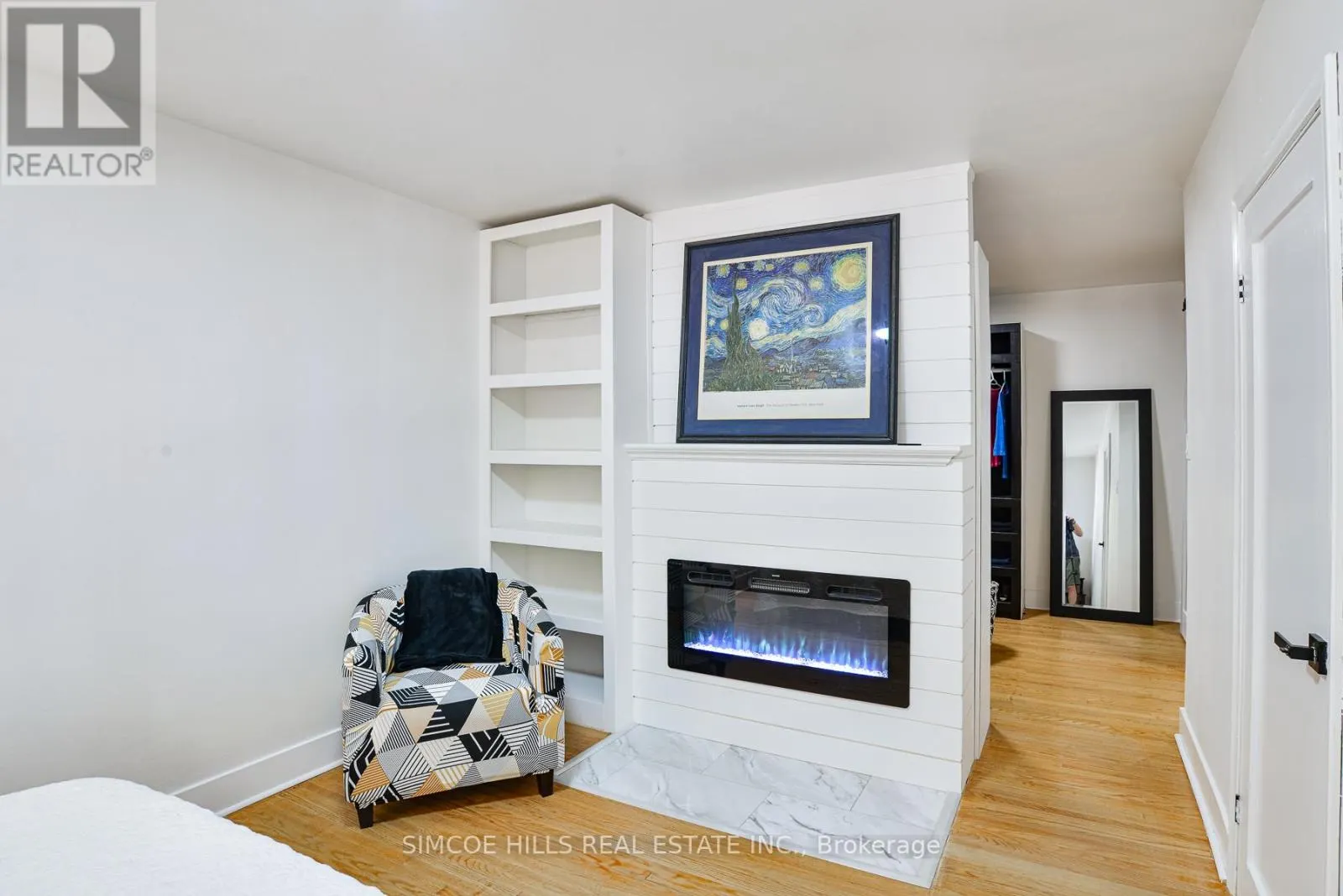 106 NORTH STREET W
