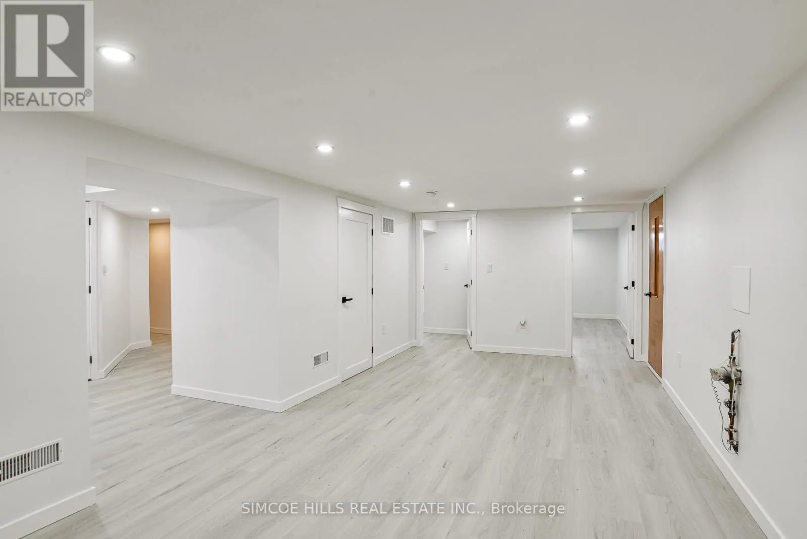 106 NORTH STREET W