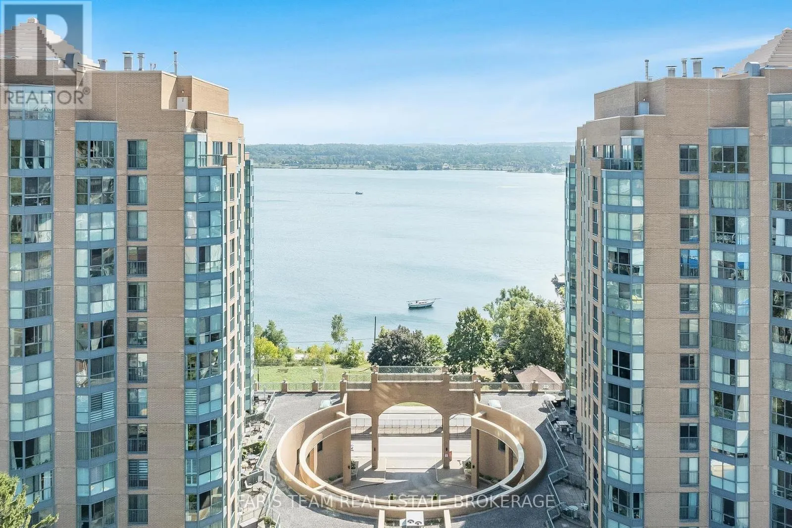 603 - 150 DUNLOP STREET E