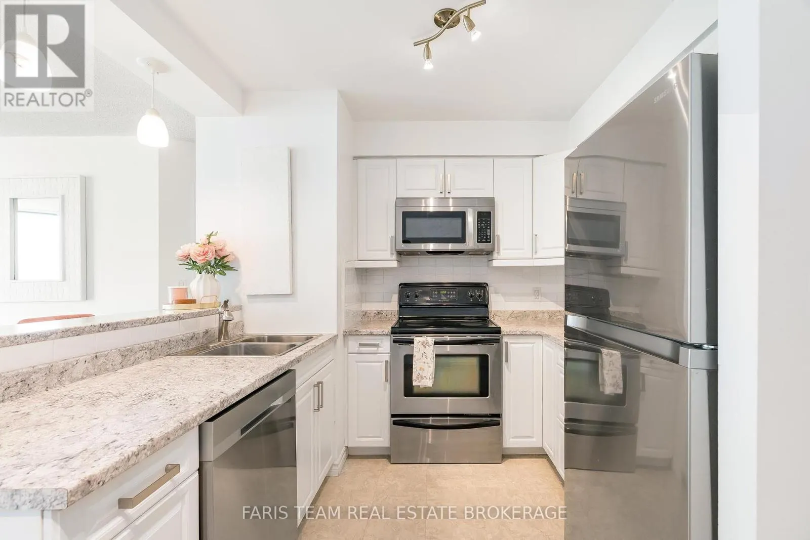 603 - 150 DUNLOP STREET E