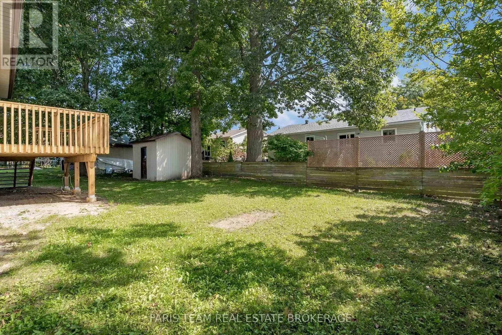 25 BRIDLE ROAD