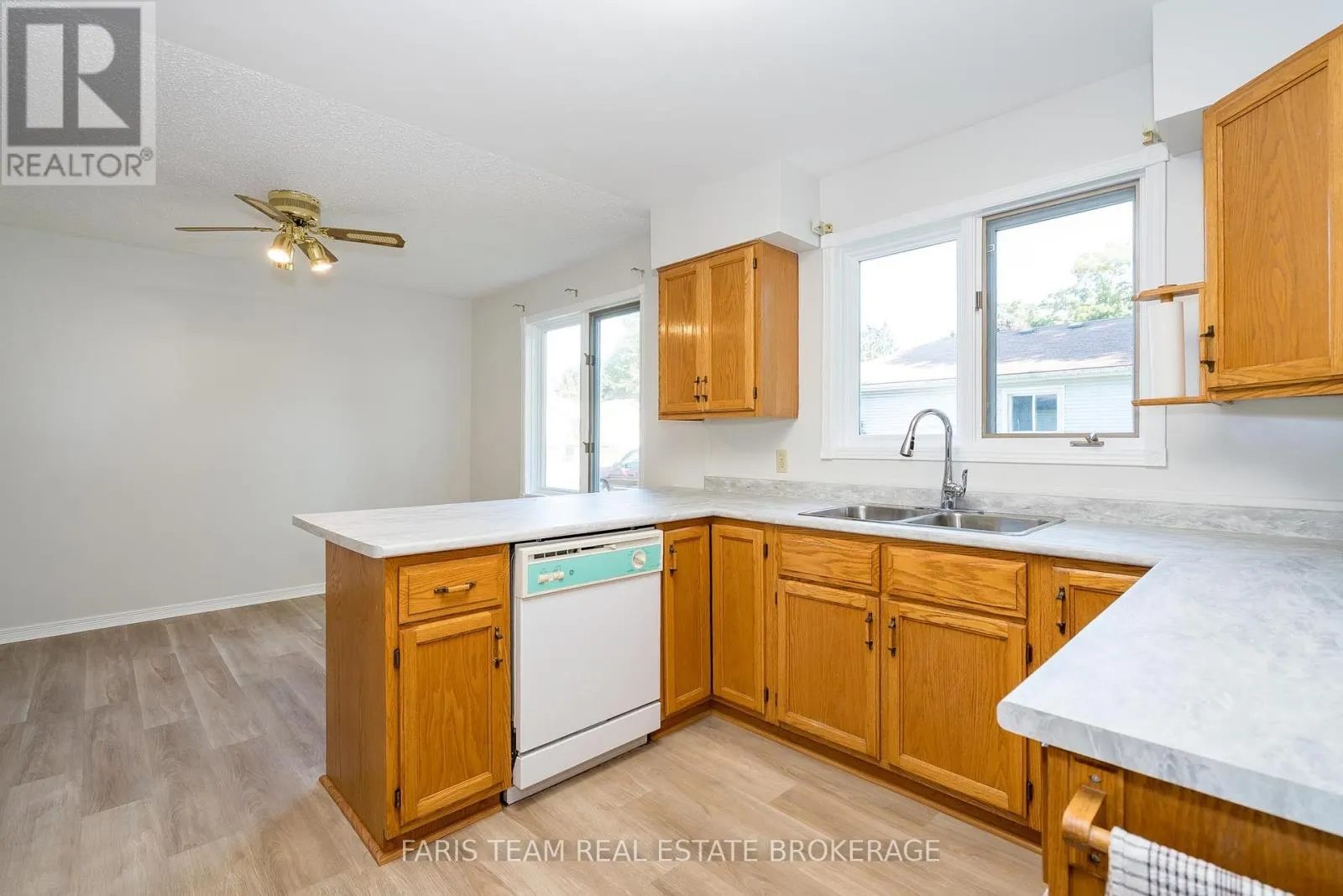 25 BRIDLE ROAD