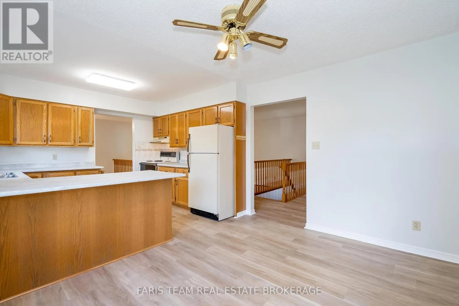 25 BRIDLE ROAD