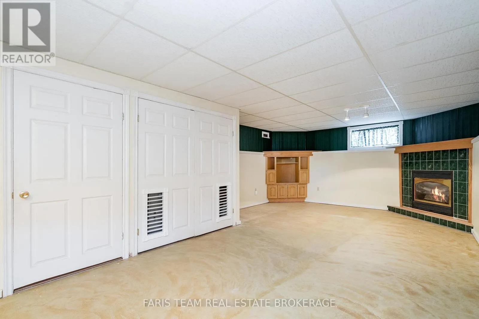 25 BRIDLE ROAD
