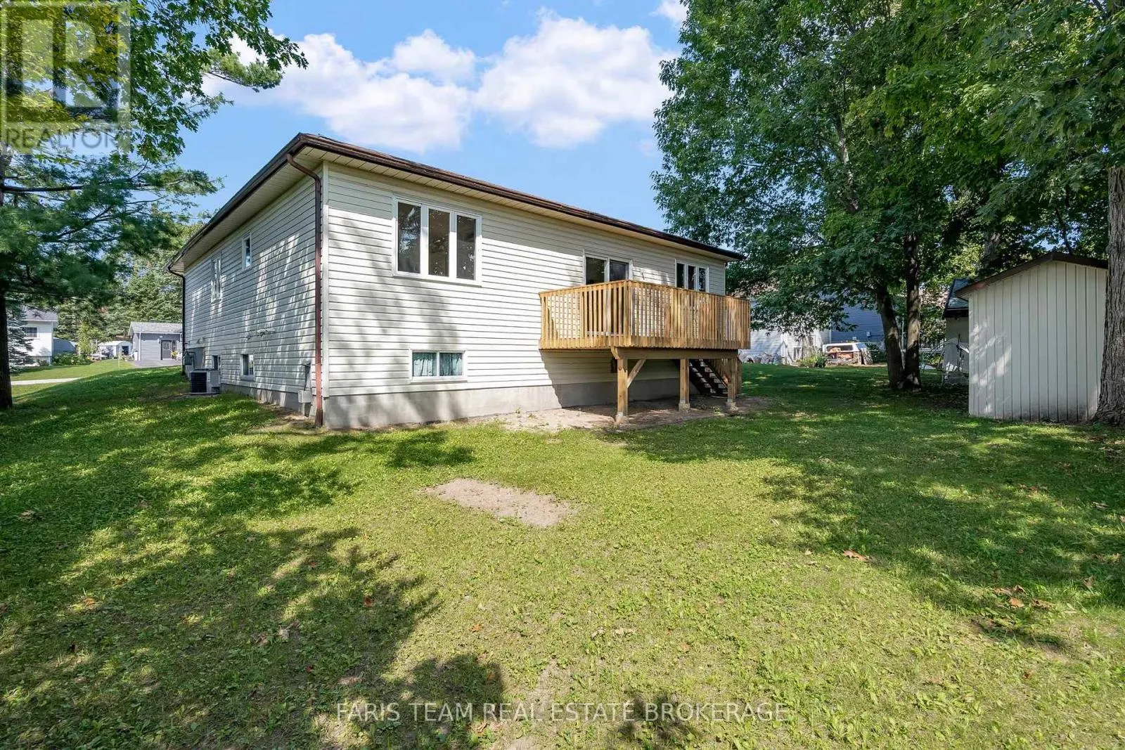 25 BRIDLE ROAD
