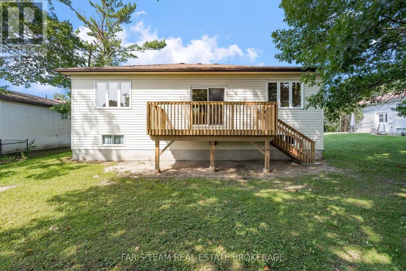 25 BRIDLE ROAD
