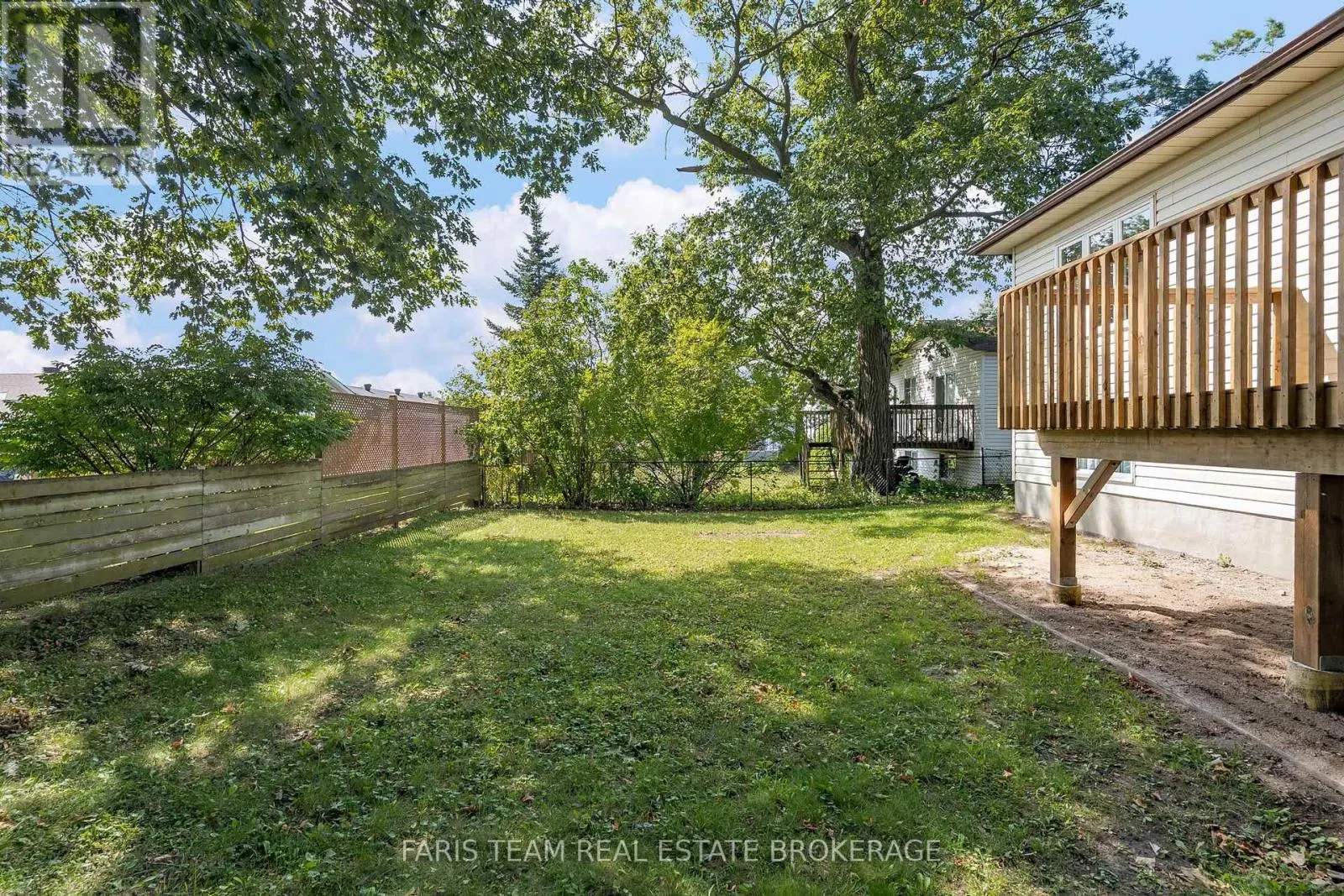 25 BRIDLE ROAD
