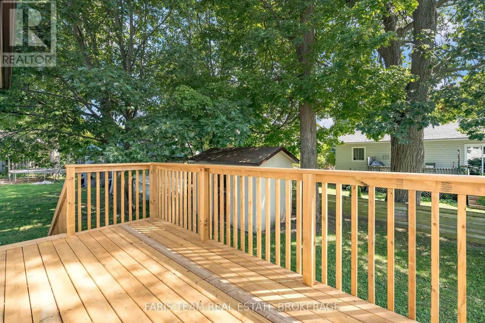 25 BRIDLE ROAD