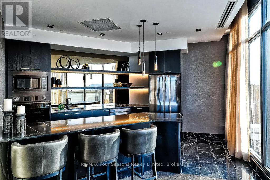 408 - 1 HUME STREET, #408