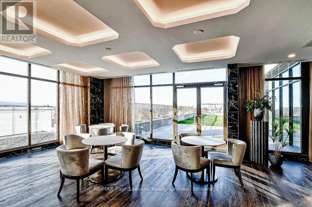 408 - 1 HUME STREET, #408