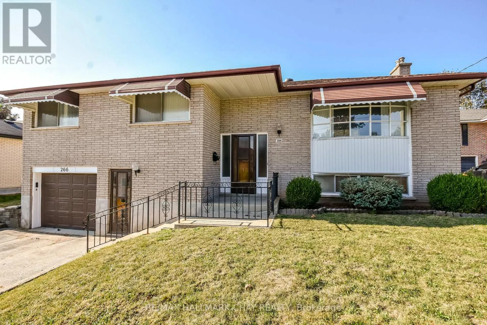 266 GROVE STREET E