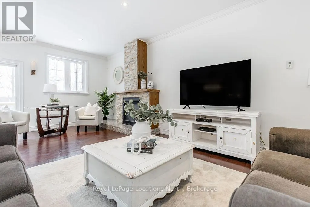 54 ROYAL BEECH DRIVE