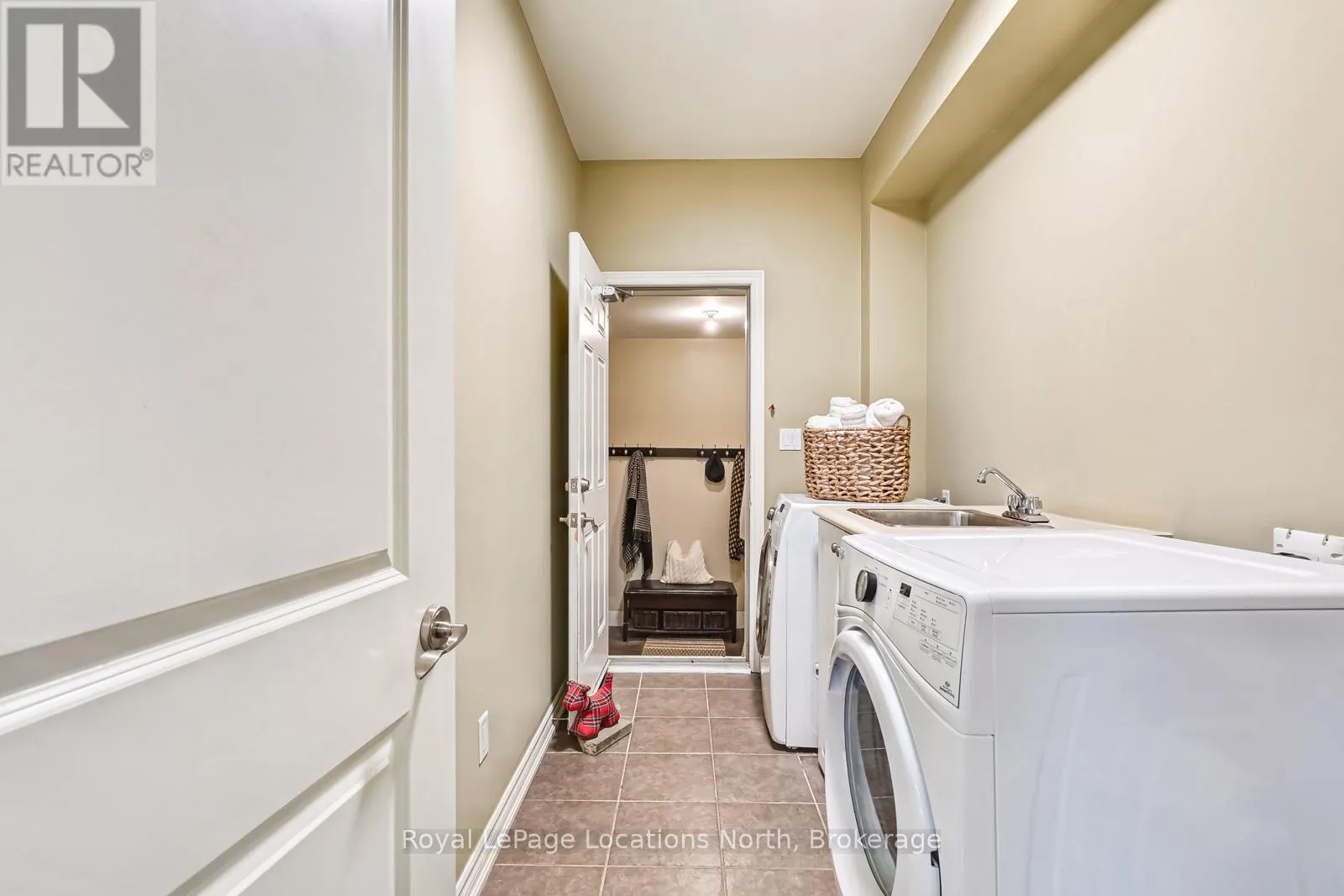 59 KELLS CRESCENT
