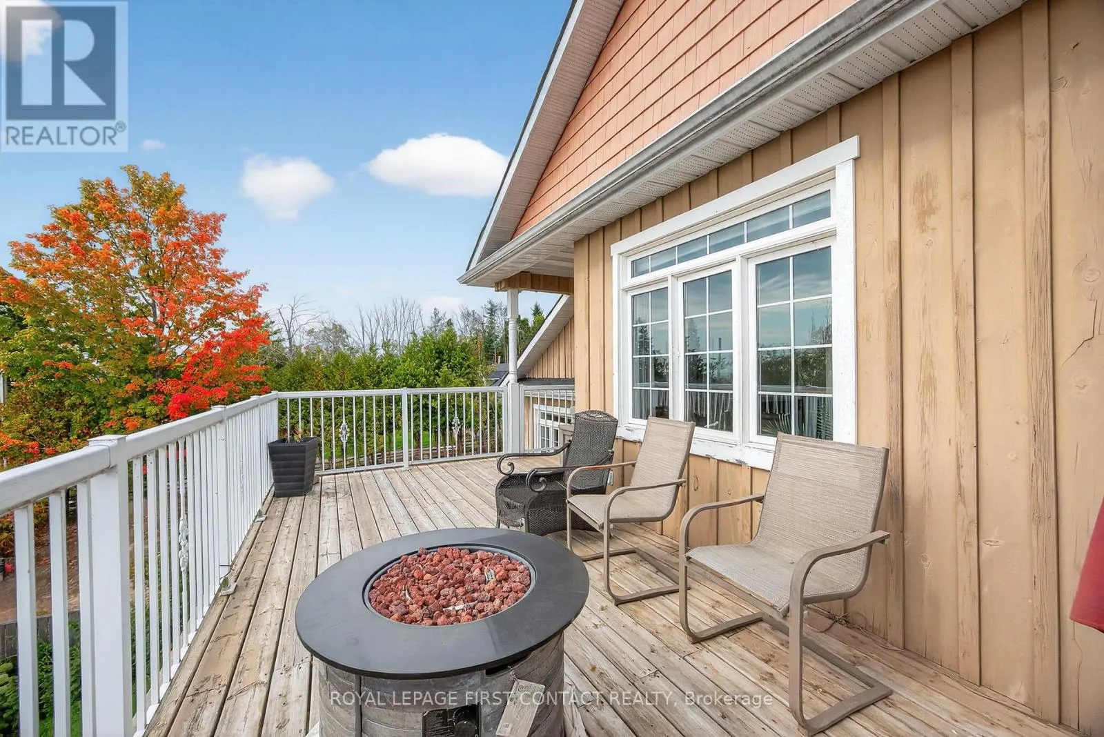 2258 LAKESHORE ROAD E