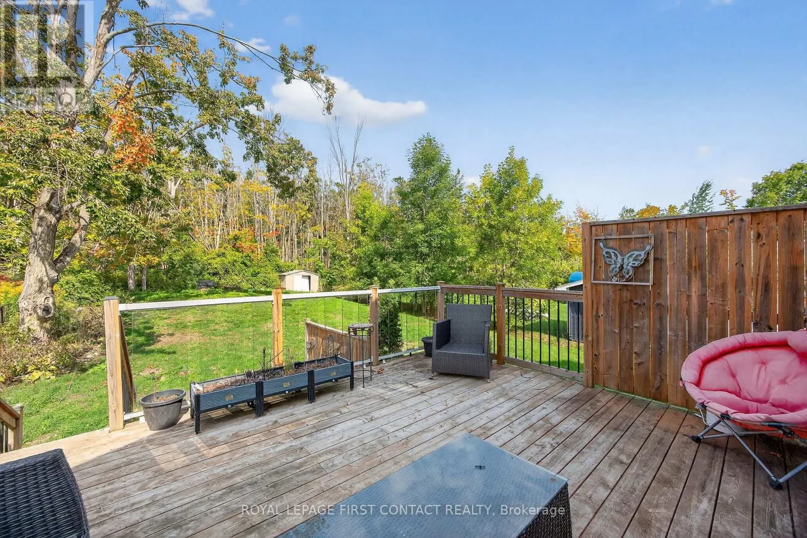 2258 LAKESHORE ROAD E