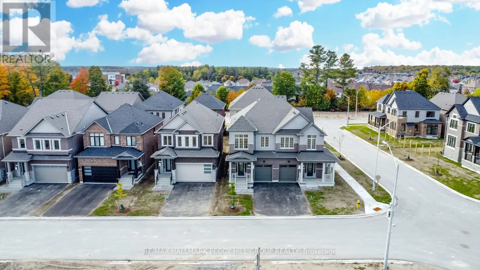 9 AMSTERDAM DRIVE