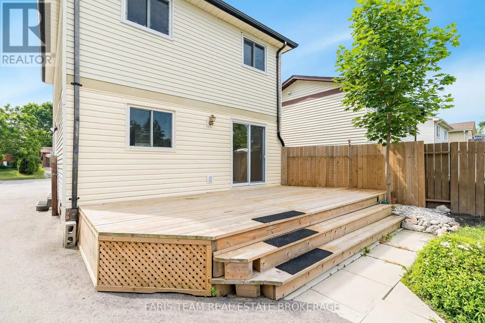 32 JANICE DRIVE