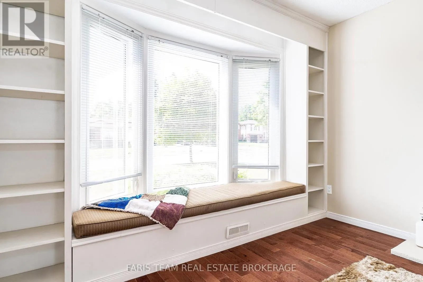 32 JANICE DRIVE