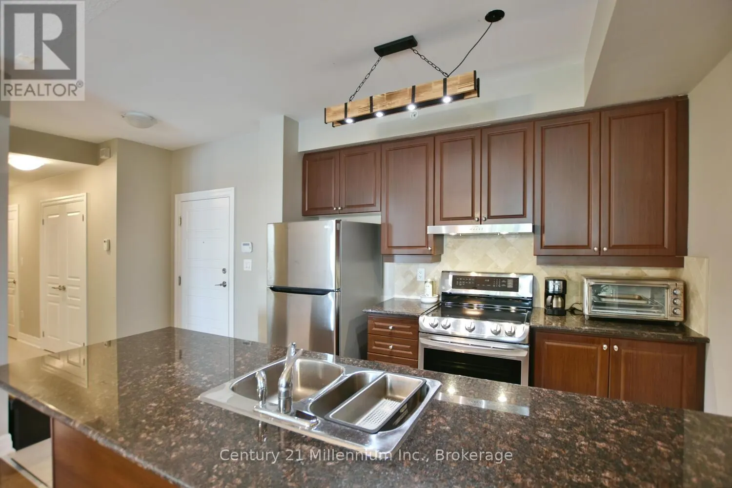 208 - 1 SHIPYARD LANE, #208