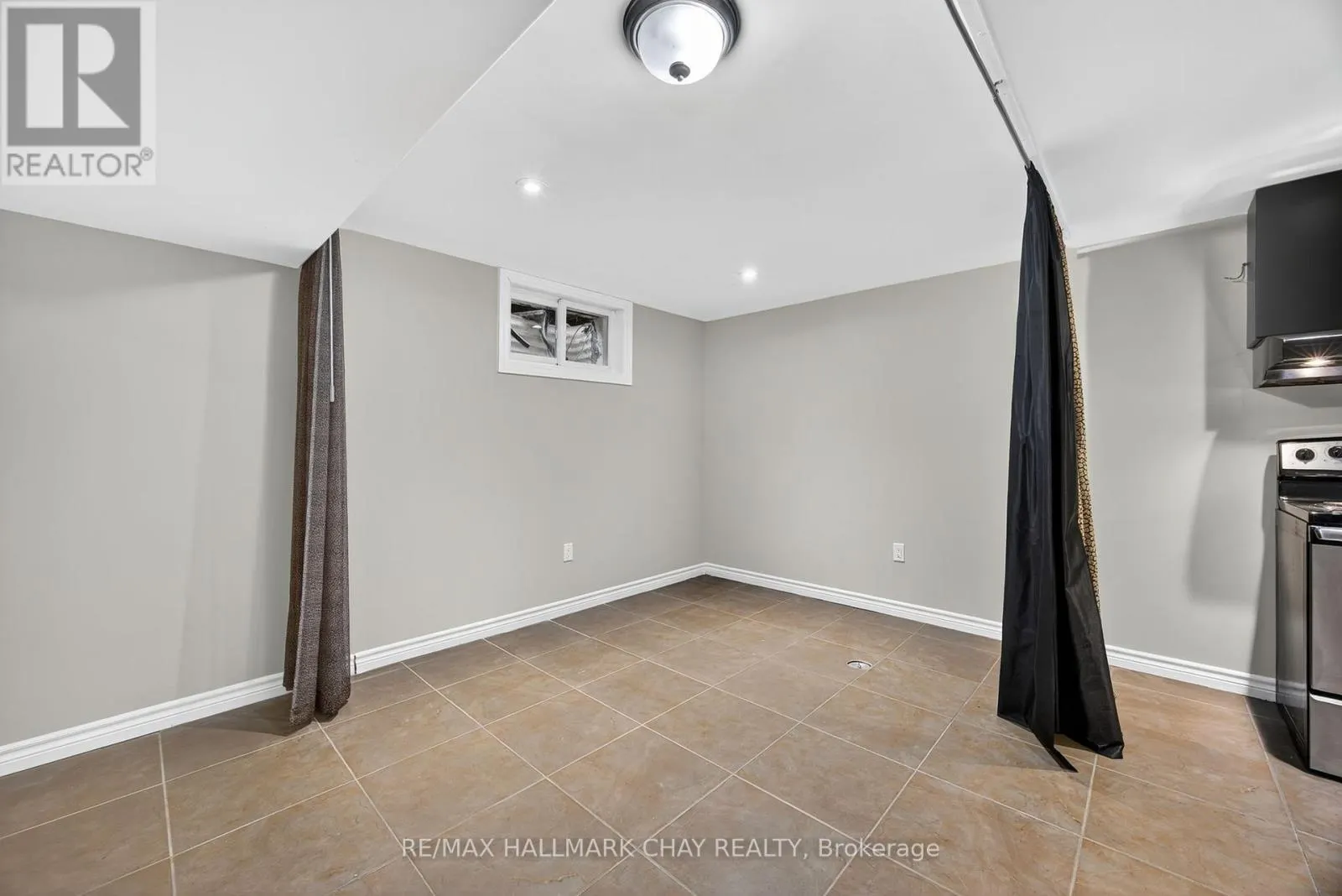 151 BERCZY STREET
