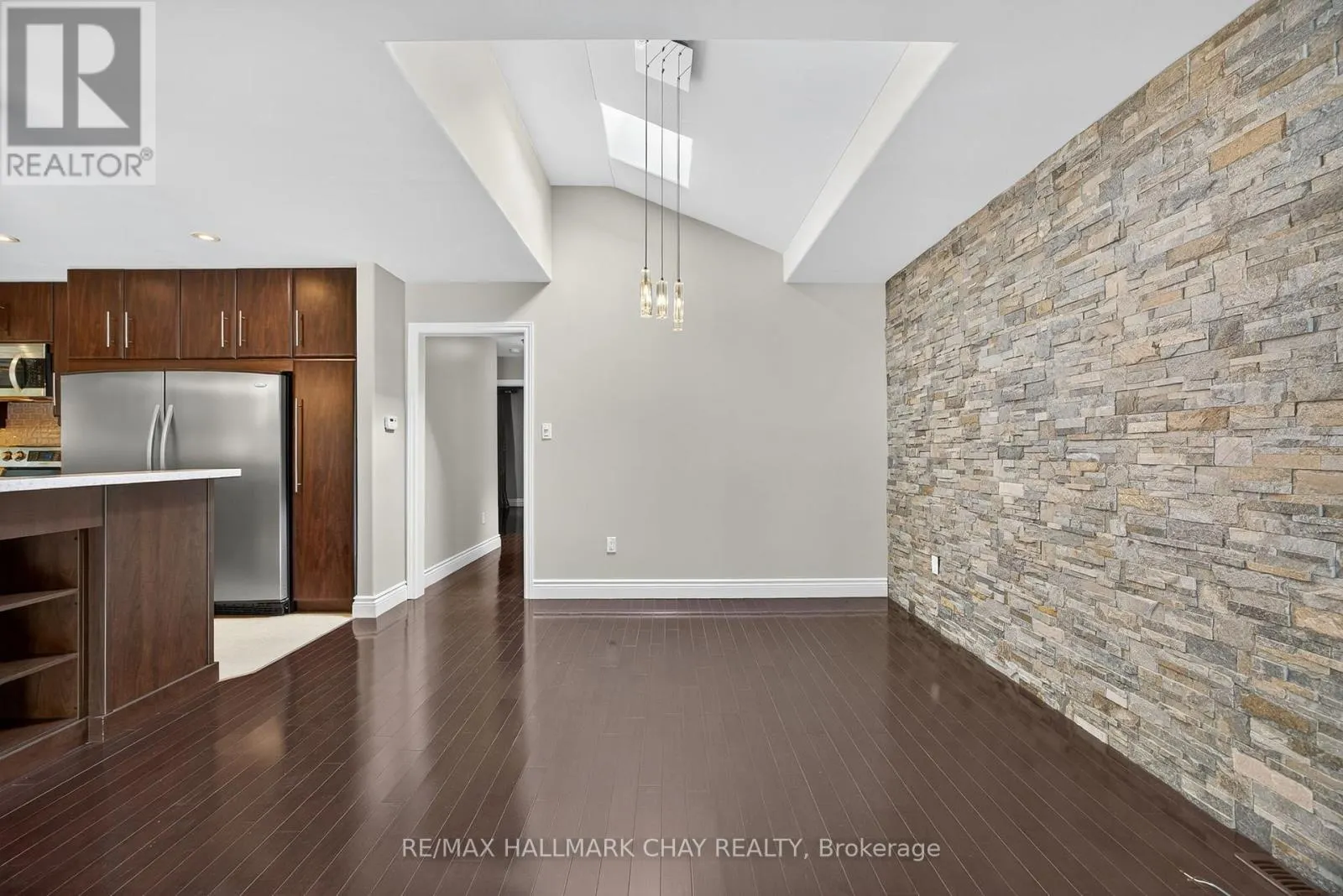 151 BERCZY STREET