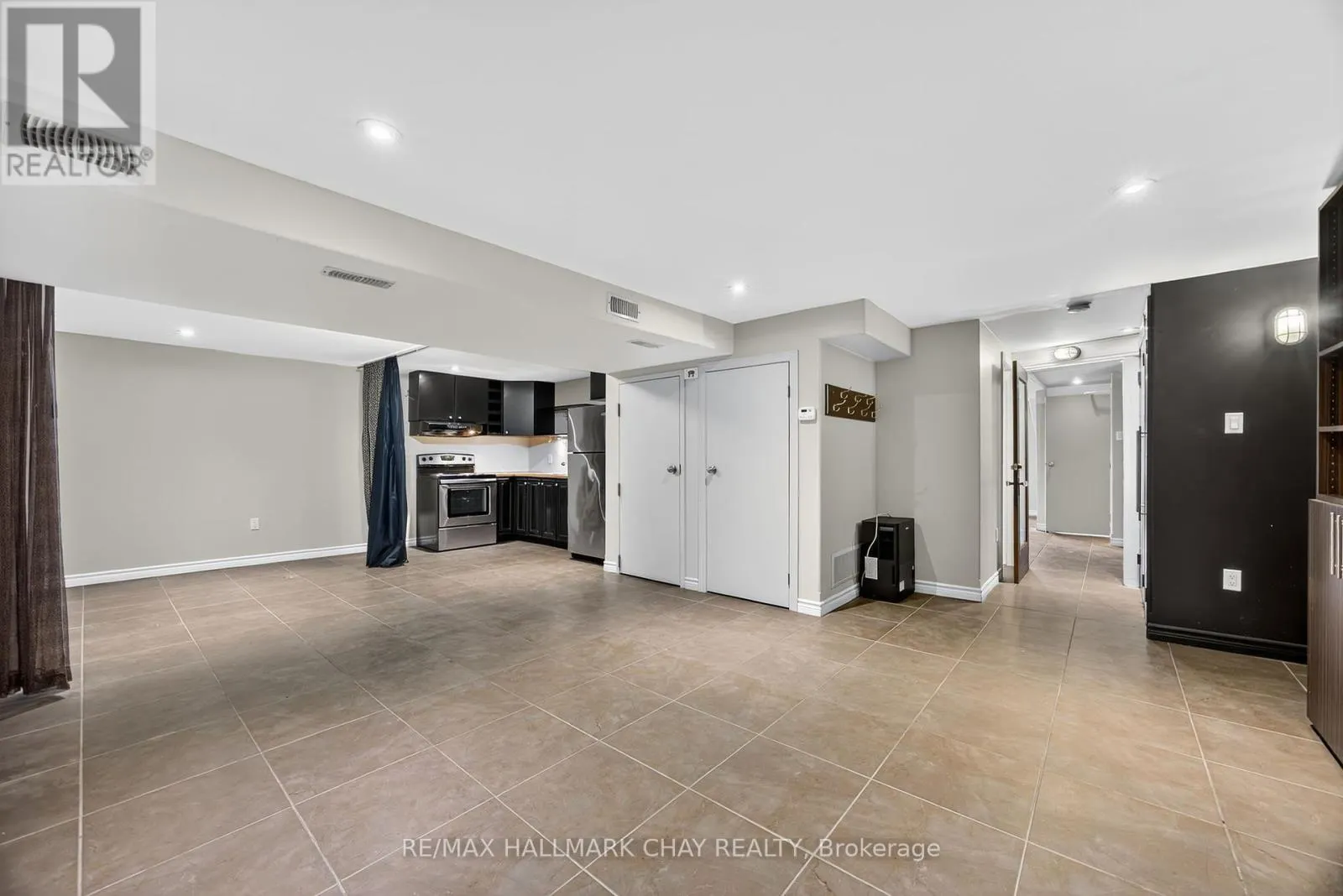 151 BERCZY STREET