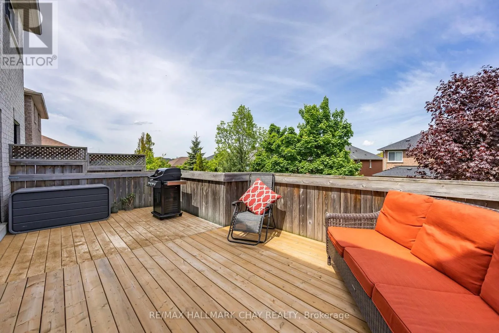 12 PRINCE OF WALES DRIVE