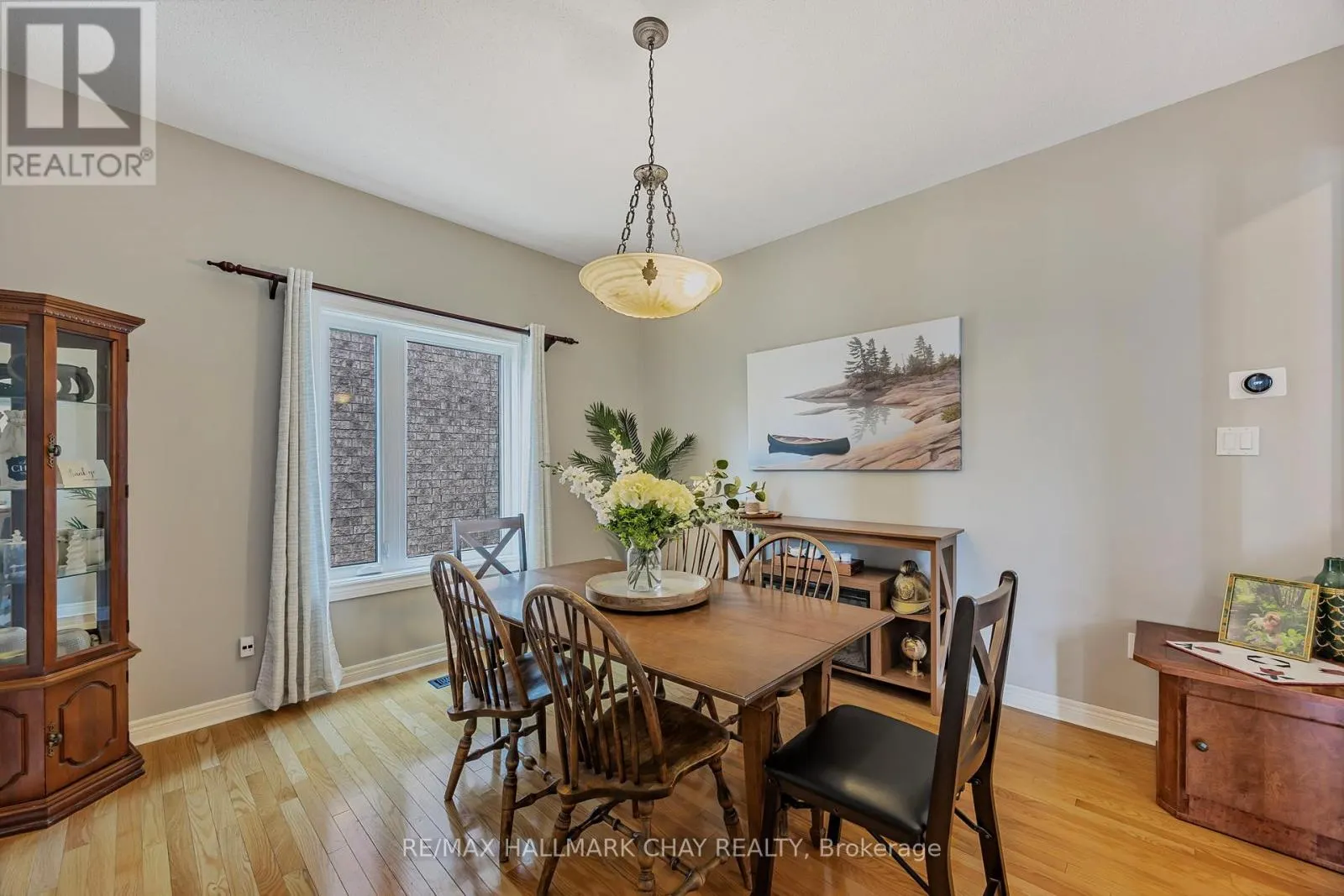 12 PRINCE OF WALES DRIVE